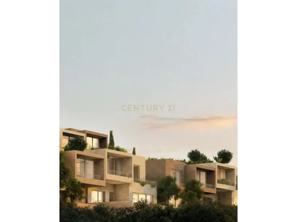 Tirane, shitet Vile 5+1 Kati 2, 315 m² (Jale)