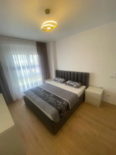 Tirane, jepet me qera apartament 1+1 Kati 3, 74 m² 550 € (5 MAJI)
