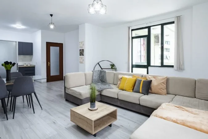 Tirane, jepet me qera apartament 3+1+2 Kati 4, 150 m² 1.100 € (Ish Ekspozita ,Myslym Shyri)