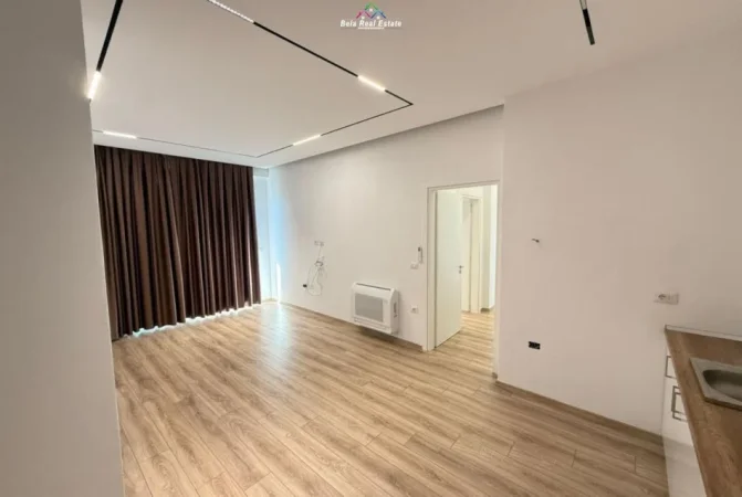 Tirane, jepet me qera zyre Kati 7, 100 m² 939 € (Komuna e parisit)