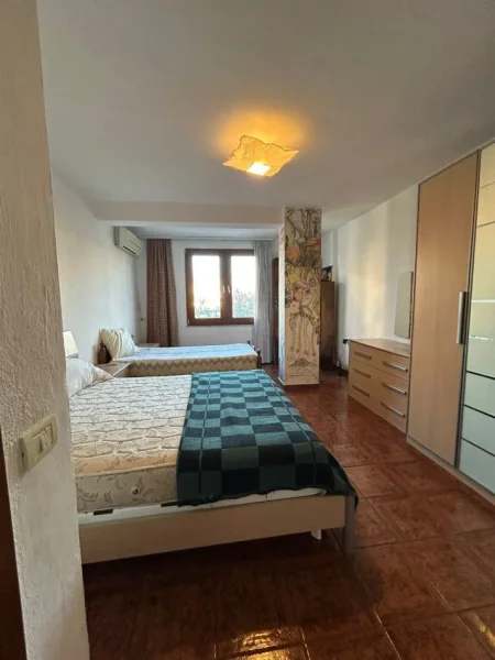 Tirane, jepet me qera apartament 2+1 , 100 m² 750 € (Zogu i Zi)