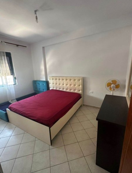 Tirane, shitet apartament 1+1+Ballkon Kati 7, 67 m² 85.000 € (KOMBINAT)