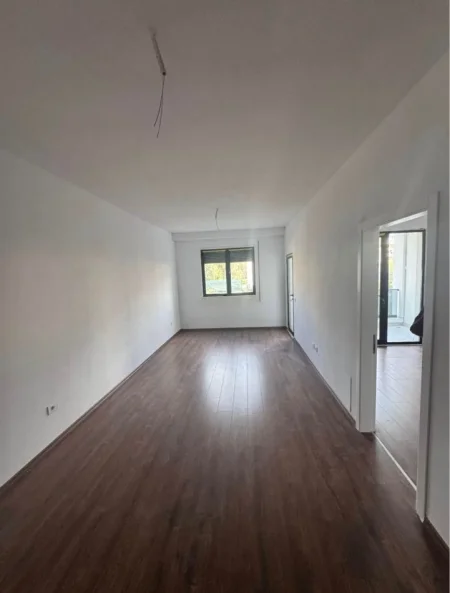 Tirane, shitet apartament 1+1+Ballkon Kati 2, 63 m² 85.000 € (PASKUQAN)