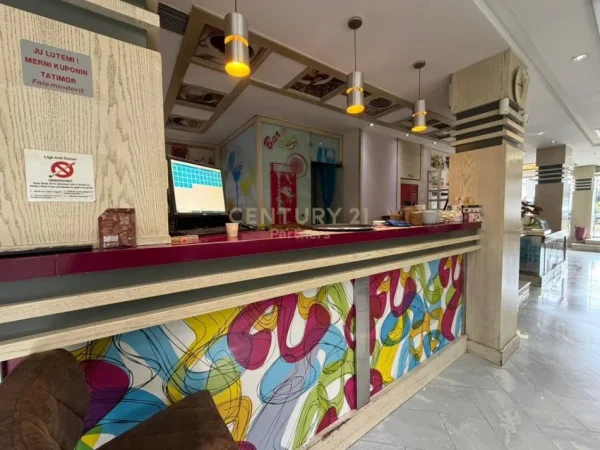 Tirane, shitet ambjent biznesi , 164 m² 270.000 € 