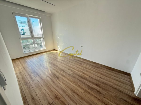 Tirane, jepet me qera zyre Kati 7, 110 m² 900 € (KOMUNA E PARISIT)
