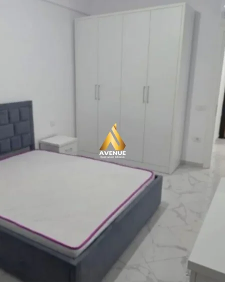 Tirane, jepet me qera apartament 1+1 Kati 7, 75 m² 45.000 € 