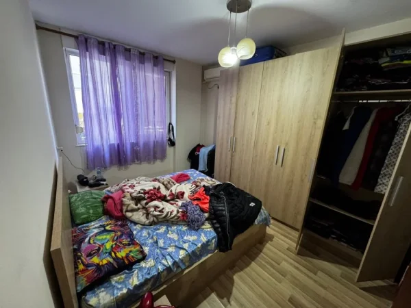 Tirane, shitet apartament 1+1+Ballkon Kati 2, 73 m² 142.000 € (Rruga Rrapo Hekali)