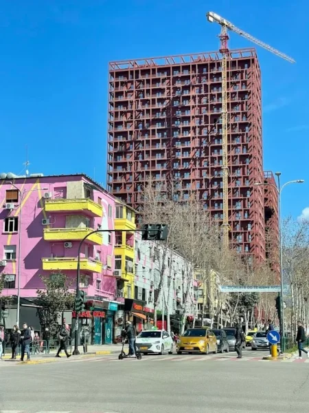 Tirane, shitet apartament 2+1+Aneks+Ballkon Kati 10, 168 m² 481.000 € 