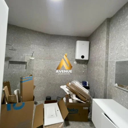 Tirane, jepet me qera apartament 1+1 Kati 2, 700 € Vasil Shanto Spring Rezidence