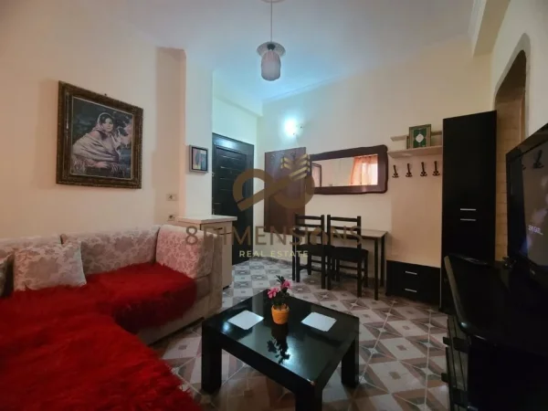 Tirane, jepet me qera apartament 1+1 Kati 1, 55 m² 420 € (5 maji)