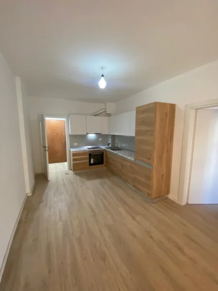 Tirane, shitet apartament 2+1 Kati 2, 80 m² 140.000 € (5 MAJI)