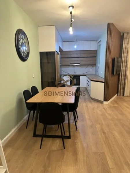 Tirane, jepet me qera apartament duplex 2+1 Kati 5, 140 m² 1.500 € (liqeni i thate)