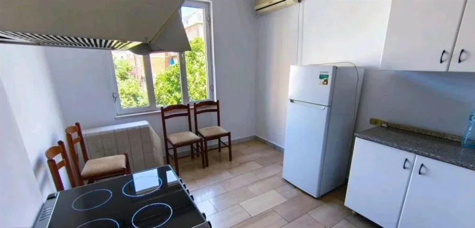 Tirane, jepet me qera apartament 2+1 Kati 4, 72 m² 600 € (SHESHI WILLSON)