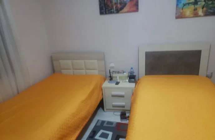Tirane, jepet me qera apartament 2+1+Ballkon Kati 2, 112 m² 820 € (MYSLYM SHYRI)