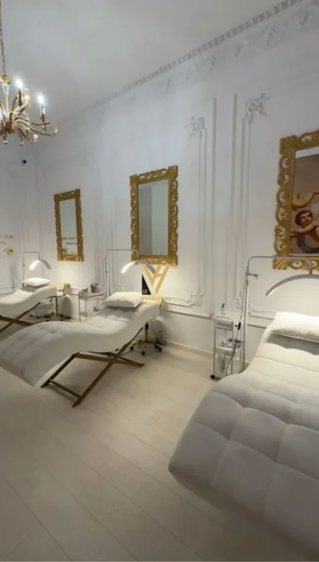 Tirane, jepet me qera ambjent biznesi Kati 1, 78 m² 1.100 € (RRUGA E KAVAJES, GARDEN BUILDING)