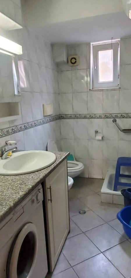 Tirane, ofert ambjent biznesi Kati 2, 70 m² 600 Euro (Sulejman Delvina)