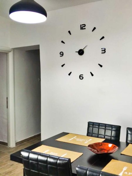 Tirane, jepet me qera apartament 1+1 Kati 1, 70 m² 45.000 Leke (Rruga Kongresi Lushnjes)