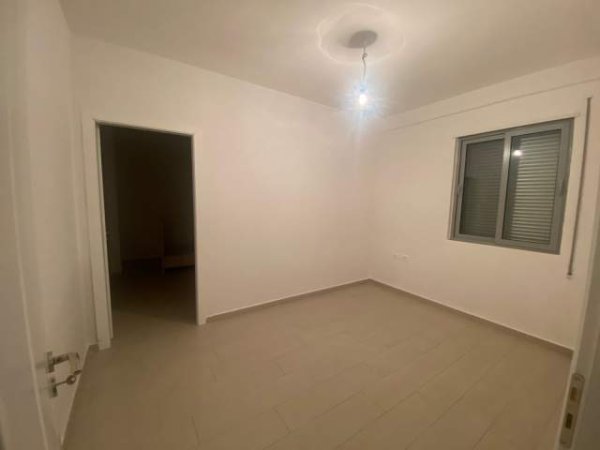 Tirane, jap me qera apartament 2+1 Kati 1, 20.000 Leke Kopshti botanik