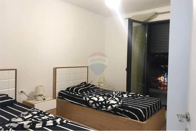 Tirane, jap me qera apartament 2+1 110 m² 500 Euro (RRUGA KAVAJES)