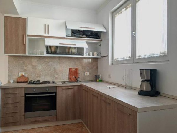 Tirane, jepet me qera apartament 2+1+BLK Kati 7, 80 m² 550 Euro (prane Abi Bank)