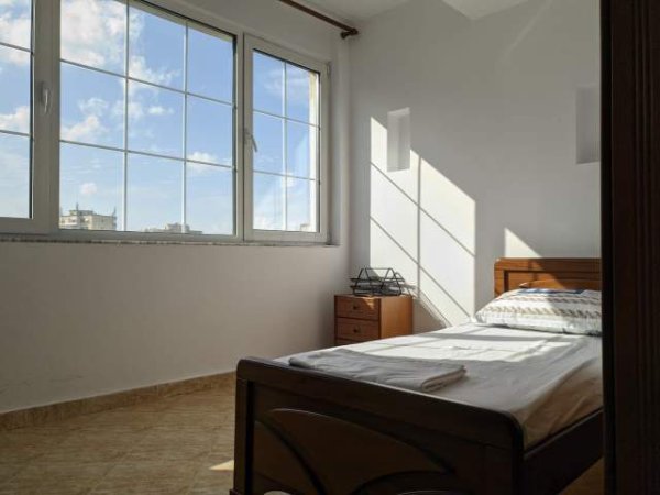 Tirane, jepet me qera apartament 2+1+BLK Kati 7, 80 m² 550 Euro (prane Abi Bank)