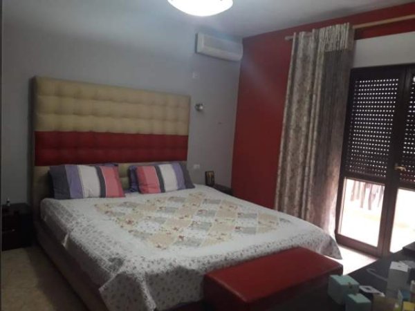 Tirane, jepet me qera apartament 2+1+BLK Kati 6, 120 m² 600 Euro (tish dahija)