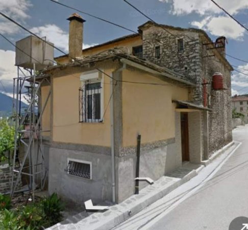 Gjirokaster, shes Vile Kati 3, 509 m² 400.000 Euro (Lagja Palorto, Gjirokaster)