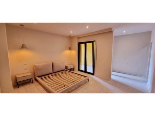 Tirane, shes apartament 3+1+A+BLK Kati 4, 160 m² 270.000 Euro (ATSH)