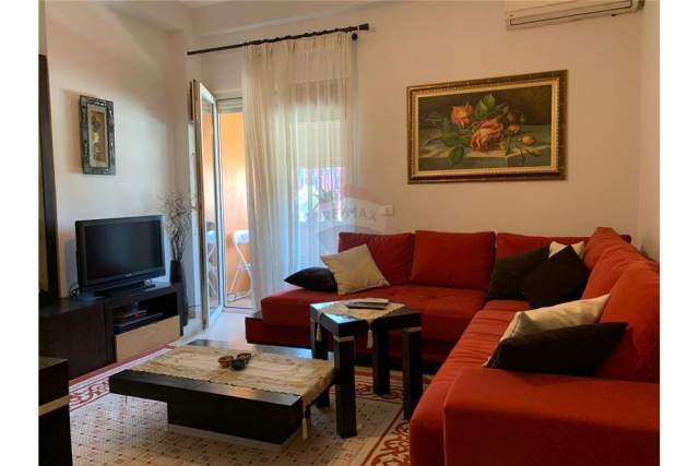 Tirane, jepet me qera apartament 2+1 Kati 2, 70 m² 580 Euro (rruga elbasanit)