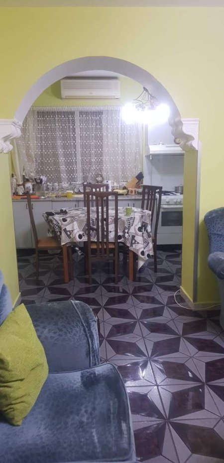 Tirane, shes apartament Kati 3, 122 m² 156.000 Euro (Petro Nini)