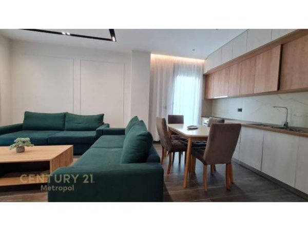 Tirane, jepet me qera apartament Kati 1, 80 m² 850 Euro (Rezidenca Sofia)