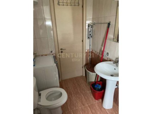 Tirane, jepet me qera apartament 2+1+BLK Kati 5, 110 m² 500 Euro (Don Bosco)