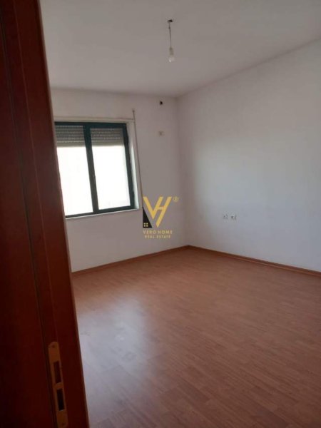 Tirane, shitet apartament 2+1 Kati 5, 131 m² 174.000 Euro (KODRA E DIELLIT)