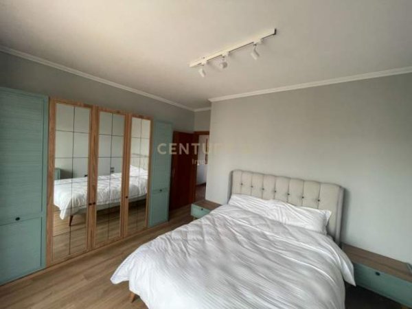 Tirane, jepet me qera apartament Kati 6, 125 m² 1.000 Euro (Tirana, Albania)