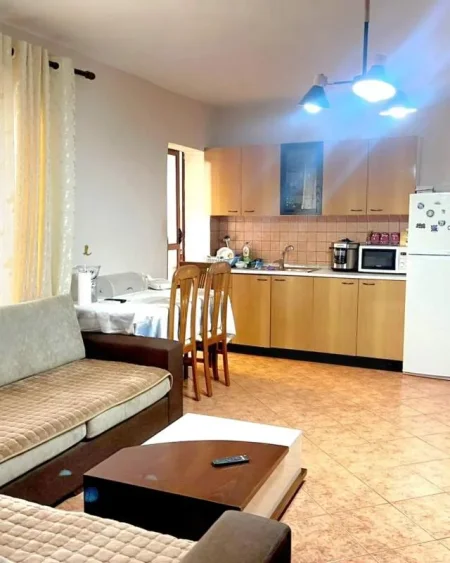 Tirane, shitet apartament 2+1 Kati 4, 115 m² 89.000 Euro (ALI DEMI, PRANE FUSHES,BURGU GRAVE)