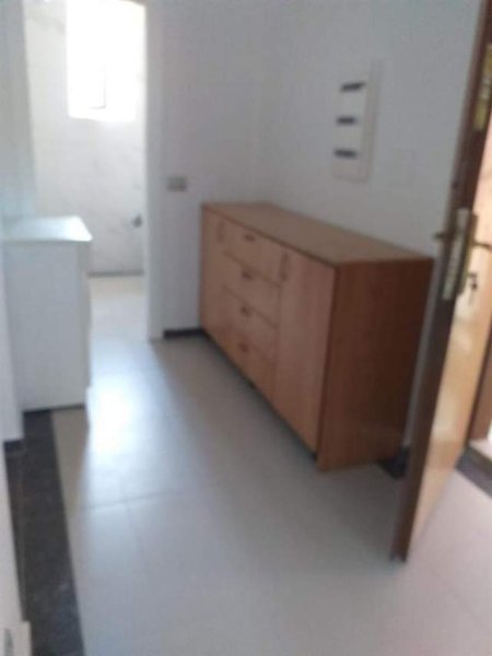 Tirane, jepet me qera apartament 2+1+BLK Kati 2, 70 m² 500 Euro (Brryli)