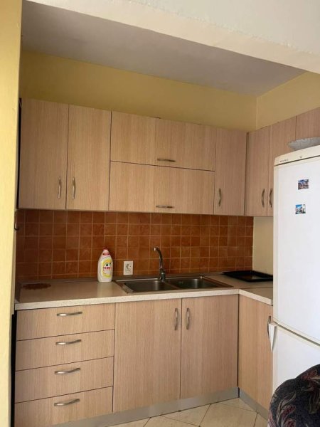Tirane, jepet me qera apartament Kati 5, 25.000 Leke