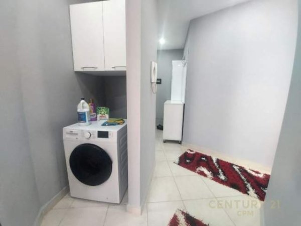Tirane, jepet me qera apartament 1+1+BLK Kati 6, 74 m² 350 Euro (Astiri)