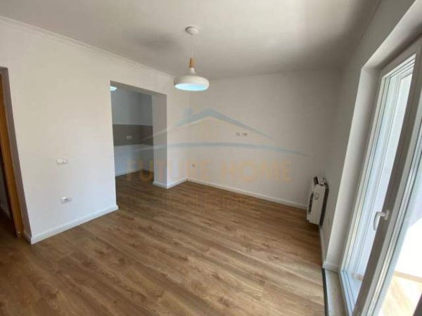 Tirane, shitet apartament Kati 2, 110 m² 229.000 Euro (Mbrapa Ministrise se Drejtesise)