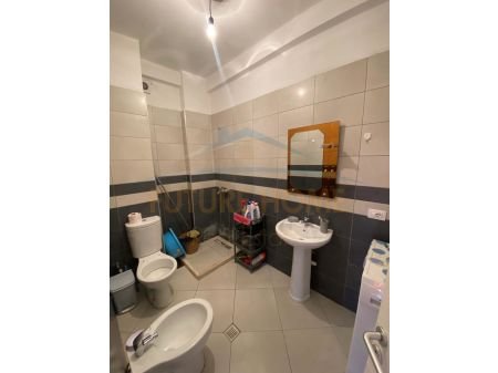 Tirane, shitet apartament 2+1 Kati 1, 99 m² 110000 Euro (UNAZA E RE)