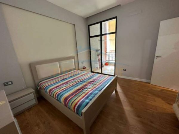 Tirane, shitet apartament Kati 9, 120 m² 140.000 Euro (Rruga Teodor Keko)