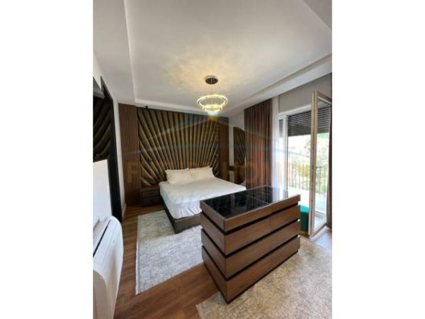 Tirane, jepet me qera apartament 2+1+BLK Kati 4, 120 m² 1.800 Euro (teg)