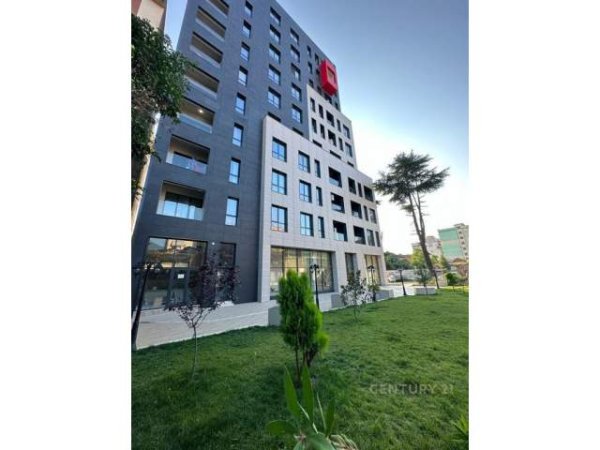 Tirane, shitet apartament 1+1 Kati 8, 74 m² 155.000 Euro (Shkolla e kuqe)