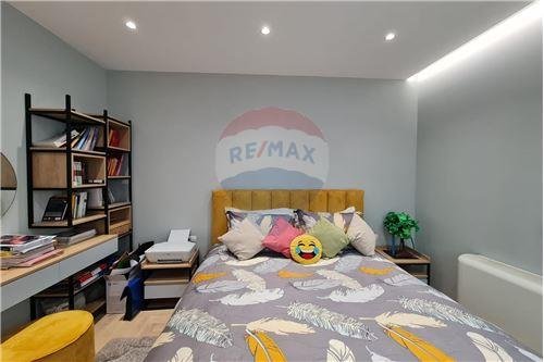 Tirane, shitet apartament 2+1 Kati 4, 126 m² 385.000 Euro