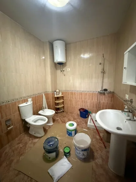 Tirane, jepet me qera apartament 2+1 Kati 6, 135 m² 600 € (Don Bosko)