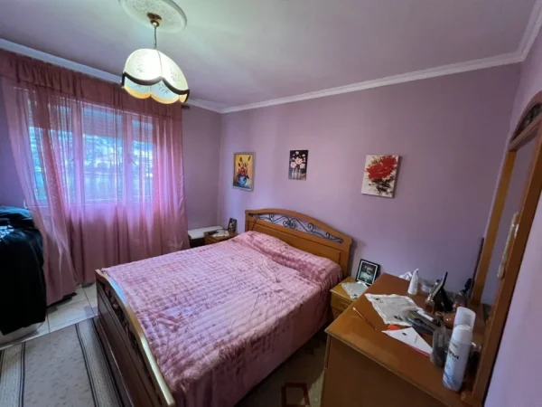Tirane, jepet me qera apartament 3+1 Kati 4, 73 m² 128.000 € (Rruga Irfan Tomini)