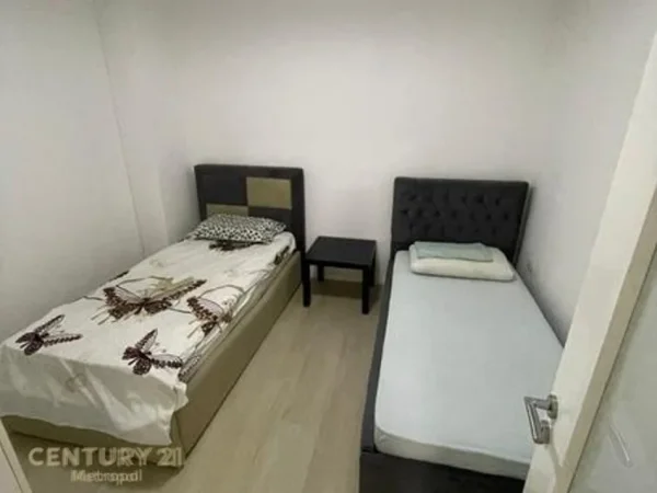 Tirane, shes apartament 2+1 Kati 1, 72 m² 90.000 € (Shkoze)