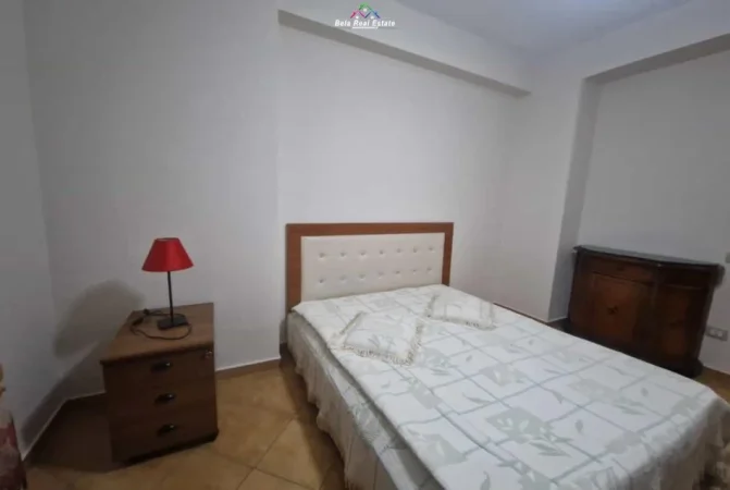 Tirane, jepet me qera apartament 2+1 Kati 8, 110 m² 730 € (Rruga Medar Shtylla)