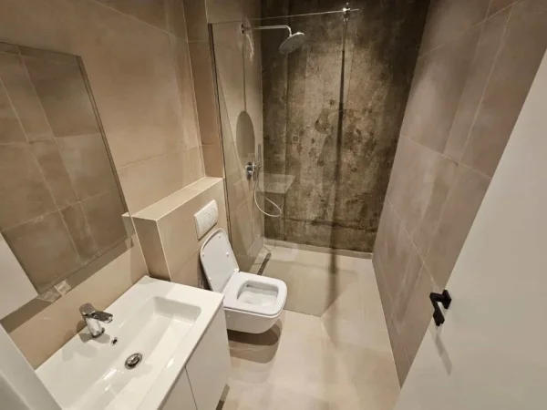 Tirane, jepet me qera apartament Kati 3, 310 m² 3.400 € (Mullet)