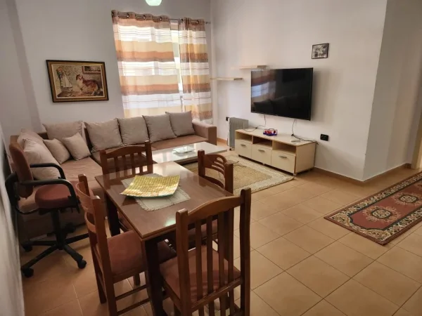 Apt 2+1 i Ri** (Yzberisht - afer Spt. Amerikan 3) Pllt. i Ri me Ashensor || i Kompletuar **Ballkon i Madh ** Kuzhine e Re